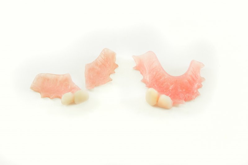 denture split into two pieces